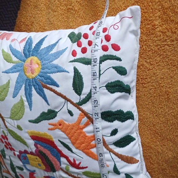 Pottery Barn embroidered animal floral embroidered throw pillow 2015 - Picture 7 of 10